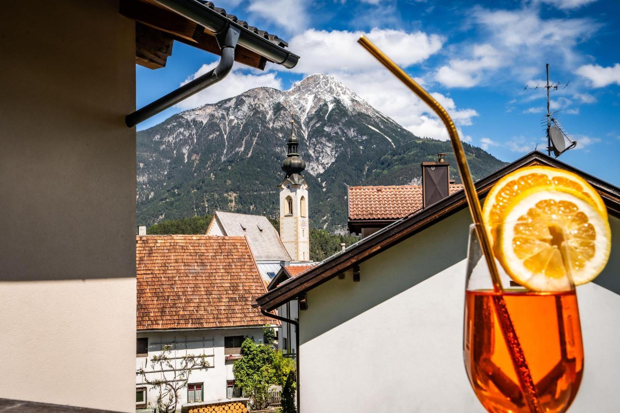 Hotel Living Flora Arzl im Pitztal Zewnętrze zdjęcie