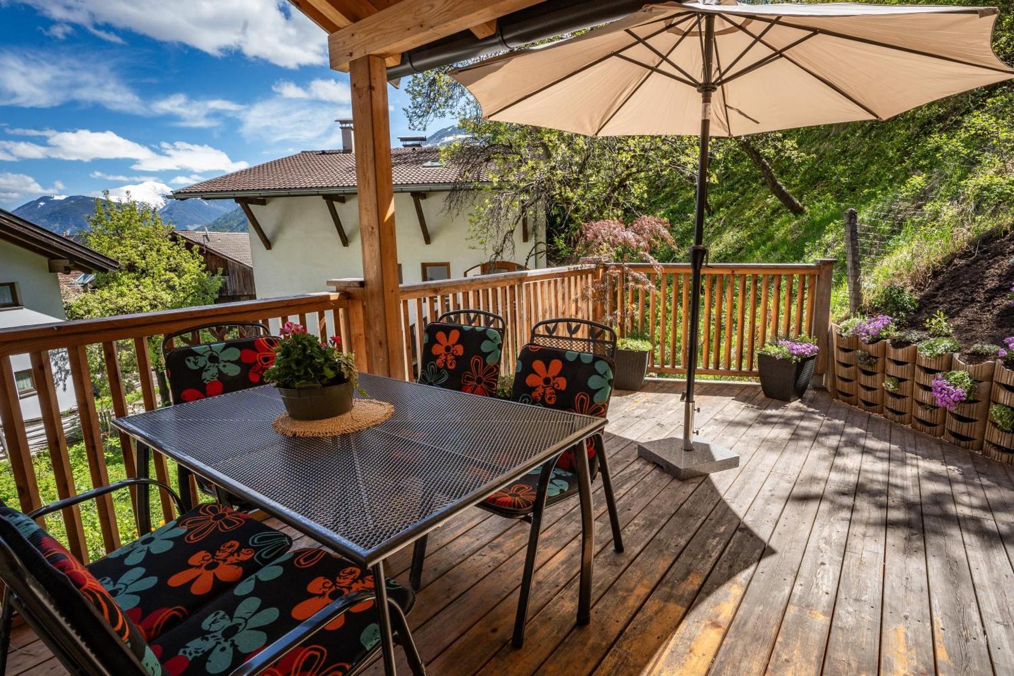 Hotel Living Flora Arzl im Pitztal Zewnętrze zdjęcie
