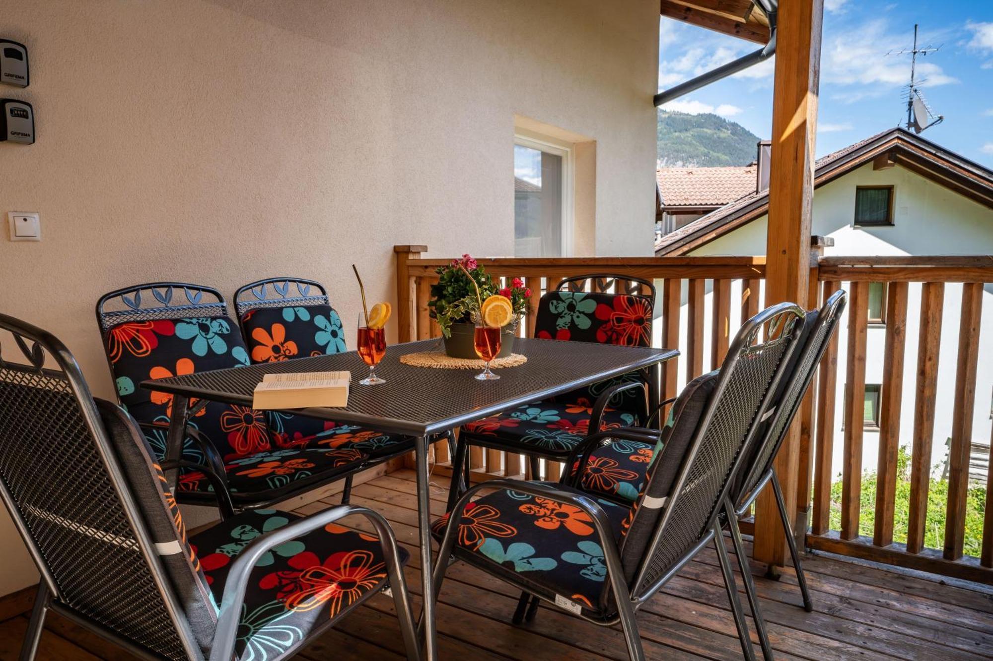 Hotel Living Flora Arzl im Pitztal Zewnętrze zdjęcie