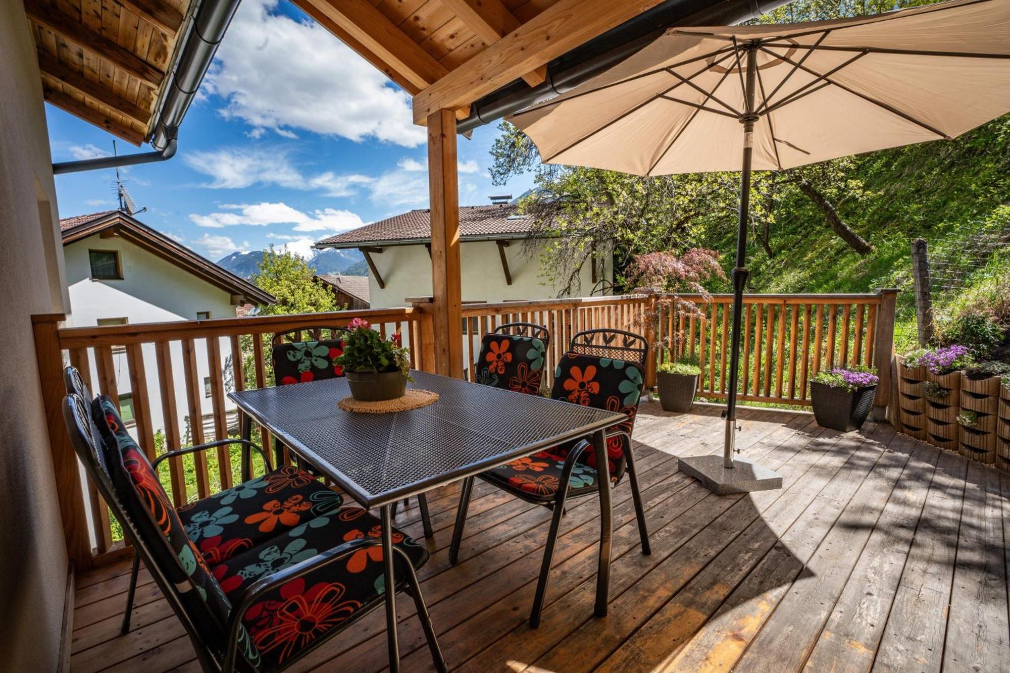 Hotel Living Flora Arzl im Pitztal Zewnętrze zdjęcie