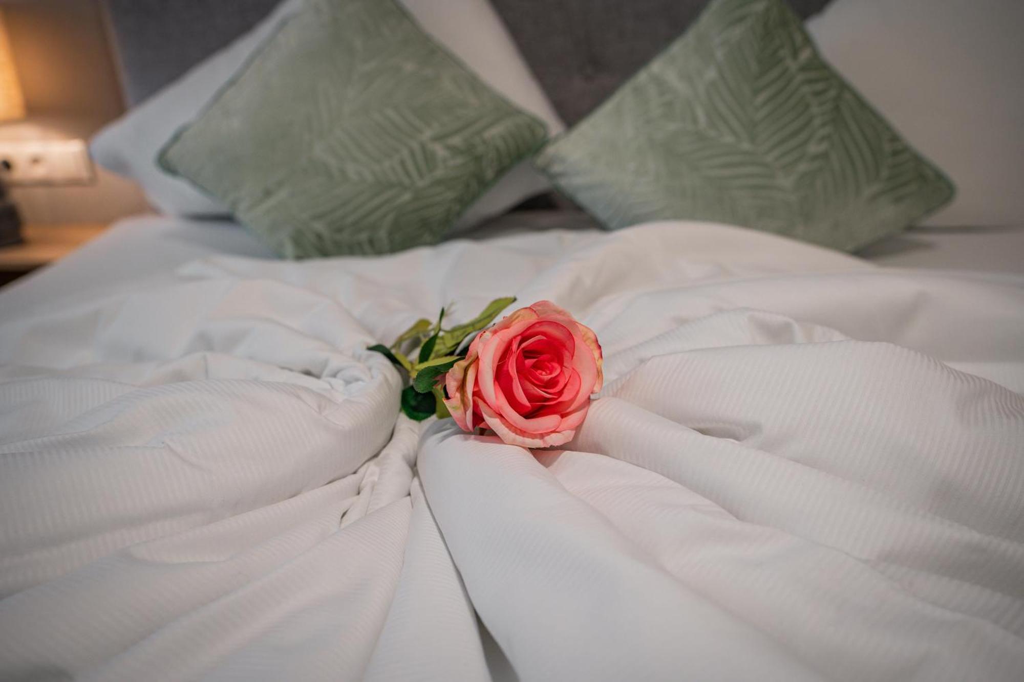 Hotel Living Flora Arzl im Pitztal Zewnętrze zdjęcie